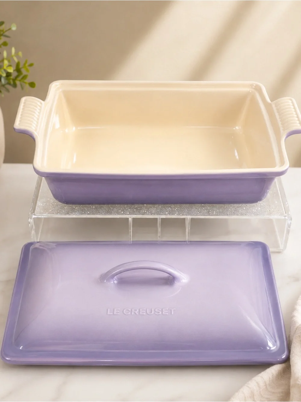 Le Creuset Heritage Ceramic Rectangular Covered 4QT Baking Dish- Bluebell Purple